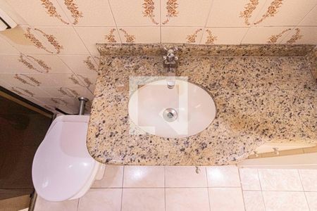 Banheiro de casa para alugar com 3 quartos, 150m² em Vila São Geraldo, São Paulo