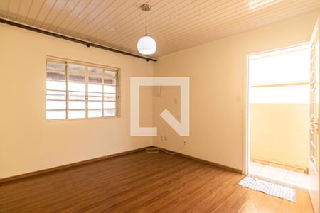 Sala de casa para alugar com 3 quartos, 150m² em Vila São Geraldo, São Paulo