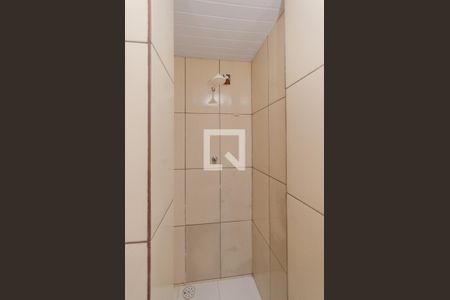 Casa para alugar com 70m², 2 quartos e sem vagaChuveiro