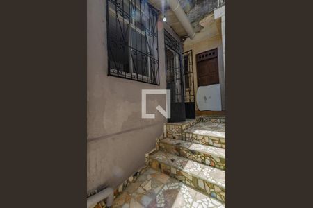 Casa para alugar com 70m², 2 quartos e sem vagaFachada