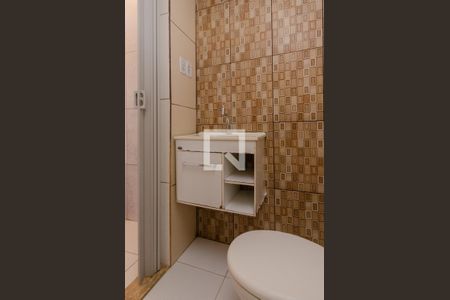 Casa para alugar com 70m², 2 quartos e sem vagaBanheiro