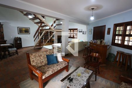 Casa à venda com 540m², 3 quartos e 6 vagasSala