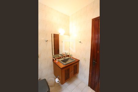 Casa à venda com 540m², 3 quartos e 6 vagasBanheiro