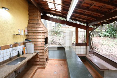 Casa à venda com 540m², 3 quartos e 6 vagasÁrea Gourmet/Churrasqueira