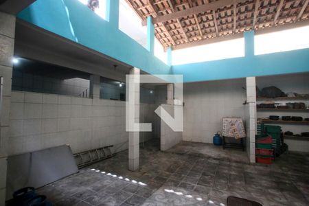 Casa à venda com 430m², 3 quartos e 4 vagasÁrea de Serviço 1
