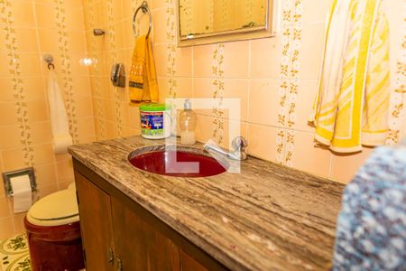 Casa à venda com 282m², 3 quartos e 4 vagasLavabo