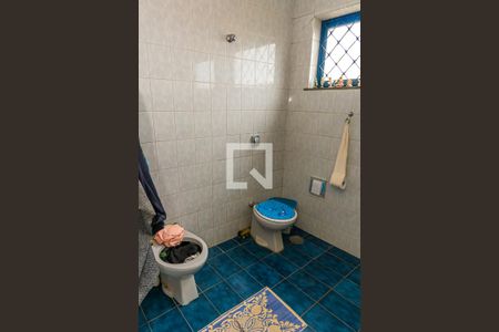 Casa à venda com 282m², 3 quartos e 4 vagasBanheiro da Suíte