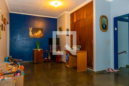 Casa à venda com 282m², 3 quartos e 4 vagasSala