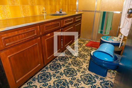 Casa à venda com 282m², 3 quartos e 4 vagasBanheiro