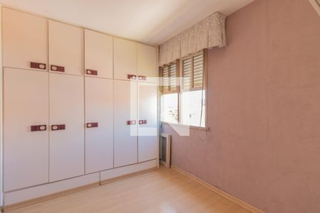 Quarto 2 de apartamento à venda com 2 quartos, 64m² em Santo Antônio, Porto Alegre