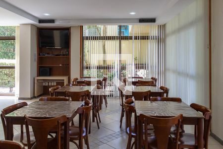 Apartamento à venda com 105m², 3 quartos e 2 vagas Apartamento à venda com 105m², 3 quartos e 2 vagasÁrea comum - Salão de festas