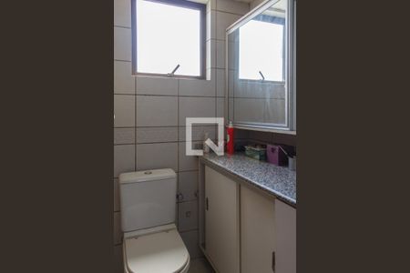 Apartamento à venda com 105m², 3 quartos e 2 vagas Apartamento à venda com 105m², 3 quartos e 2 vagasBanheiro da Suíte
