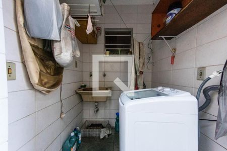 Casa à venda com 125m², 3 quartos e 2 vagasÁrea de Serviço