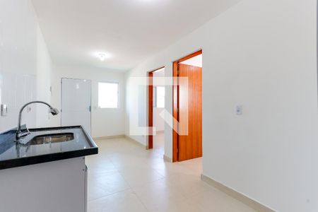 Sala e Cozinha de apartamento para alugar com 2 quartos, 32m² em Vila Guilherme, São Paulo