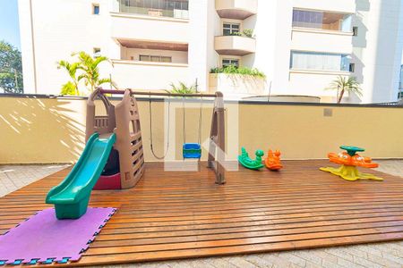 Apartamento à venda com 98m², 3 quartos e 3 vagasÁrea Comum - Playground