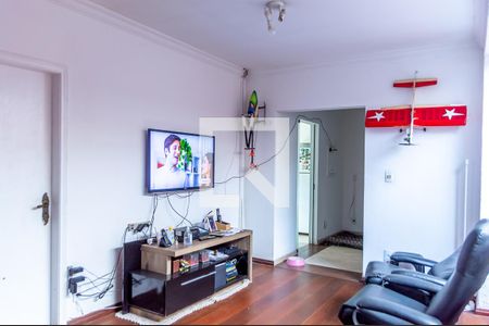 Sala de TV de casa para alugar com 5 quartos, 254m² em Santa Terezinha, São Bernardo do Campo