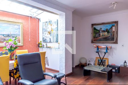 Sala de TV de casa para alugar com 5 quartos, 254m² em Santa Terezinha, São Bernardo do Campo