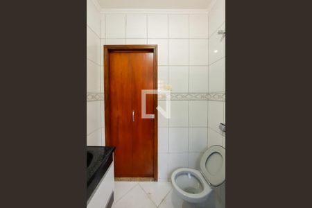 Casa para alugar com 155m², 3 quartos e 2 vagas Casa para alugar com 155m², 3 quartos e 2 vagasBanheiro Social