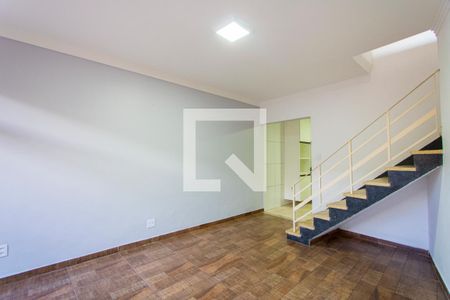 Sala de casa à venda com 3 quartos, 143m² em Vila Alzira, Santo André