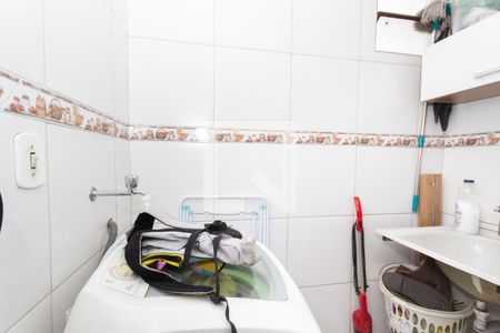 Apartamento à venda com 61m², 2 quartos e 1 vaga Apartamento à venda com 61m², 2 quartos e 1 vagaÁrea de Serviço