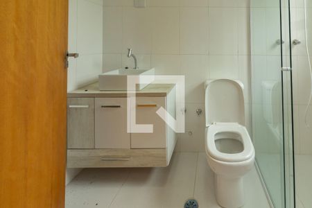 Casa para alugar com 400m², 3 quartos e 4 vagasBanheiro da Suíte master