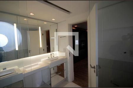 Apartamento à venda com 200m², 3 quartos e 3 vagasSuíte 3