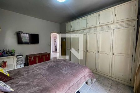 Casa à venda com 300m², 2 quartos e 6 vagasQuarto 1