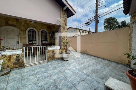 Casa à venda com 300m², 2 quartos e 6 vagasGaragem/Quintal