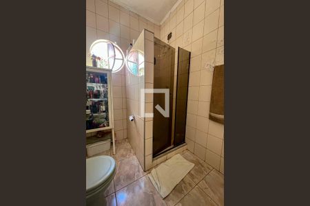 Casa à venda com 300m², 2 quartos e 6 vagasLavabo
