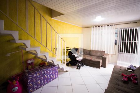 Sala de casa à venda com 3 quartos, 120m² em Vila Verde, São Paulo