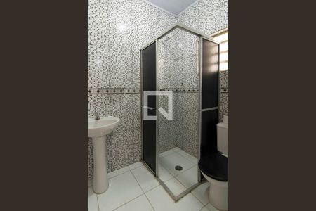 Casa à venda com 216m², 4 quartos e 1 vagaBanheiro