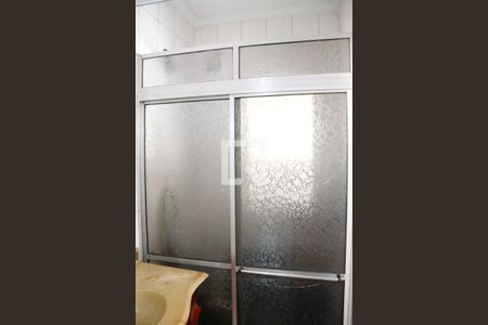 Casa para alugar com 230m², 3 quartos e 6 vagas Casa para alugar com 230m², 3 quartos e 6 vagasLavabo da área gourmet