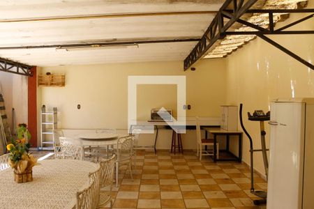 Casa para alugar com 230m², 3 quartos e 6 vagas Casa para alugar com 230m², 3 quartos e 6 vagasQuintal