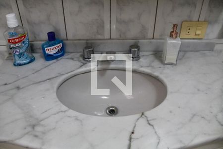 Casa para alugar com 230m², 3 quartos e 6 vagas Casa para alugar com 230m², 3 quartos e 6 vagasBanheiro Social