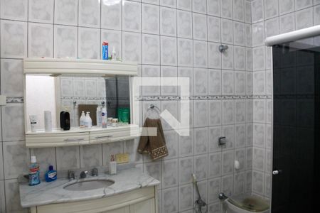 Casa para alugar com 230m², 3 quartos e 6 vagas Casa para alugar com 230m², 3 quartos e 6 vagasBanheiro Social