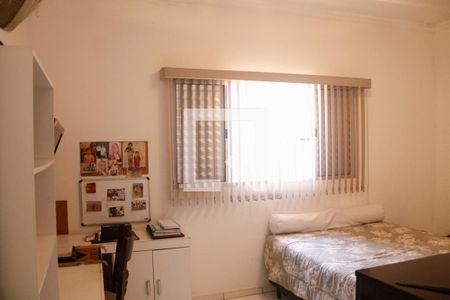Quarto 1 de casa para alugar com 3 quartos, 230m² em Santa Maria, São Caetano do Sul