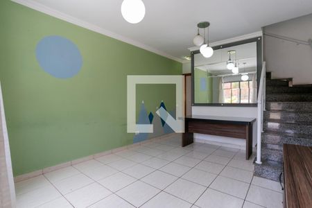 Sala de casa de condomínio para alugar com 2 quartos, 95m² em Sítio do Mandaqui, São Paulo