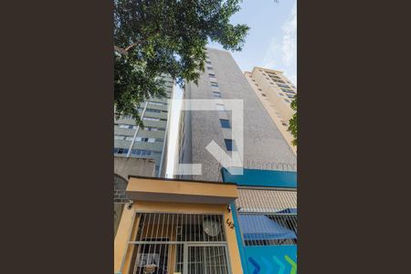 Apartamento à venda com 60m², 2 quartos e 1 vagaFachada