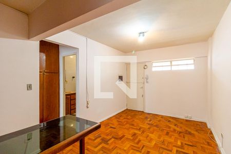 Apartamento à venda com 60m², 2 quartos e 1 vagaSala