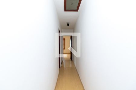 Casa à venda com 160m², 3 quartos e 4 vagasCorredor dos Quartos