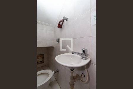 Casa à venda com 160m², 3 quartos e 4 vagasLavabo