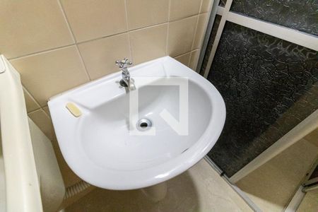 Banheiro  de apartamento para alugar com 1 quarto, 30m² em Liberdade, São Paulo