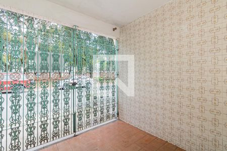 Casa à venda com 220m², 4 quartos e 3 vagas Casa à venda com 220m², 4 quartos e 3 vagasGaragem