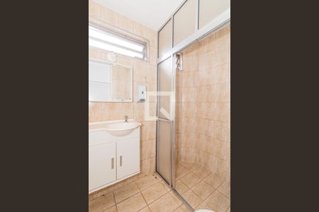 Casa à venda com 220m², 4 quartos e 3 vagas Casa à venda com 220m², 4 quartos e 3 vagasBanheiro