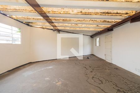 Casa à venda com 220m², 4 quartos e 3 vagas Casa à venda com 220m², 4 quartos e 3 vagasSalão