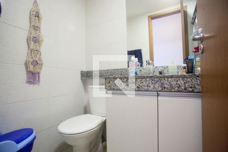 Apartamento à venda com 67m², 2 quartos e 1 vaga Apartamento à venda com 67m², 2 quartos e 1 vagaBanheiro Social