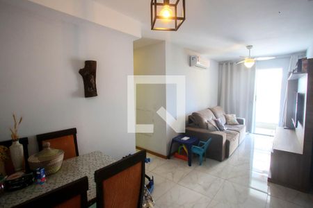 Sala de apartamento à venda com 2 quartos, 67m² em Taquara, Rio de Janeiro