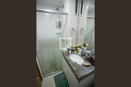 Apartamento à venda com 67m², 2 quartos e 1 vaga Apartamento à venda com 67m², 2 quartos e 1 vagaBanheiro da Suíte