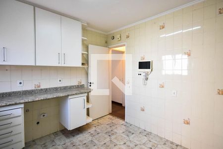 Apartamento para alugar com 110m², 3 quartos e 2 vagas Apartamento para alugar com 110m², 3 quartos e 2 vagasCozinha