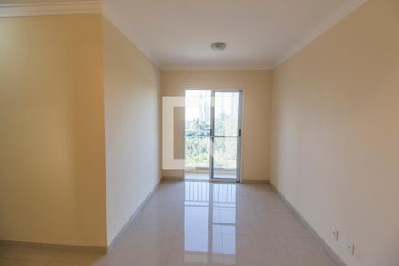 Sala de TV de apartamento para alugar com 2 quartos, 60m² em Jardim Tupanci, Barueri